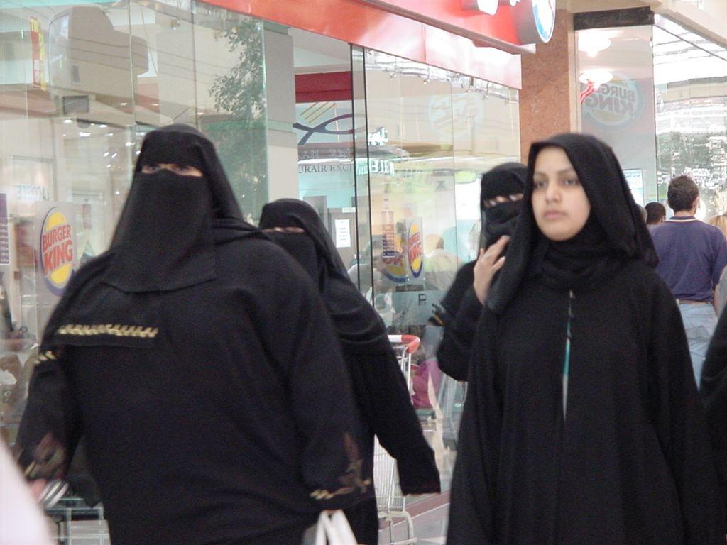 Страны, где ценятся полные женщины Страны, где ценятся полные женщины