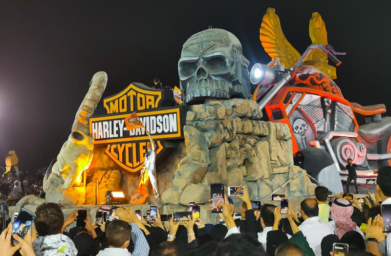 Харли Дэвидсон на Эр-Рияде 1 Харли Дэвидсон в Эр-Рияд