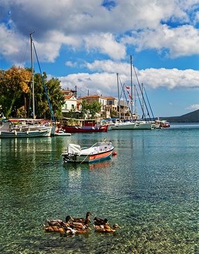 Стени Валла, Алониссос 11 Стени Валла, Алониссос