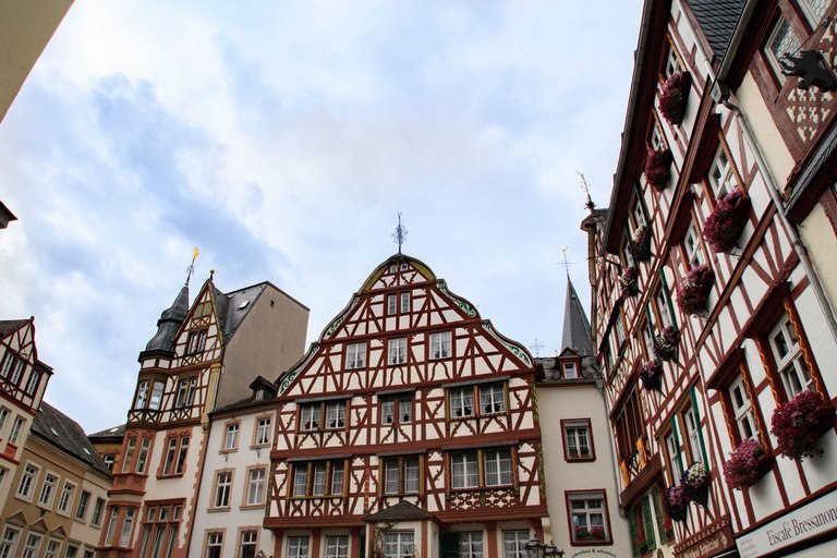 Бернкастель однодневная поездка - Марктплац 1 Бернкастель однодневная поездка - Марктплац