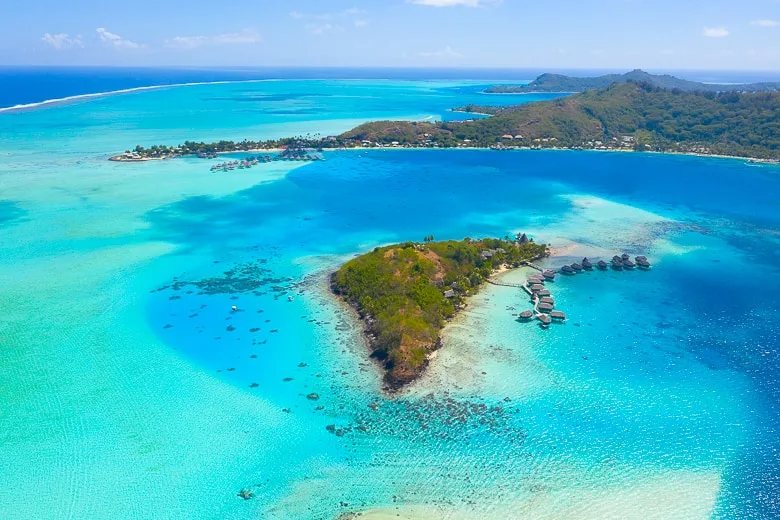 Некоторые из супер дорогих бунгало на Бора-Бора 1 Некоторые из супер дорогих бунгало на Бора-Бора