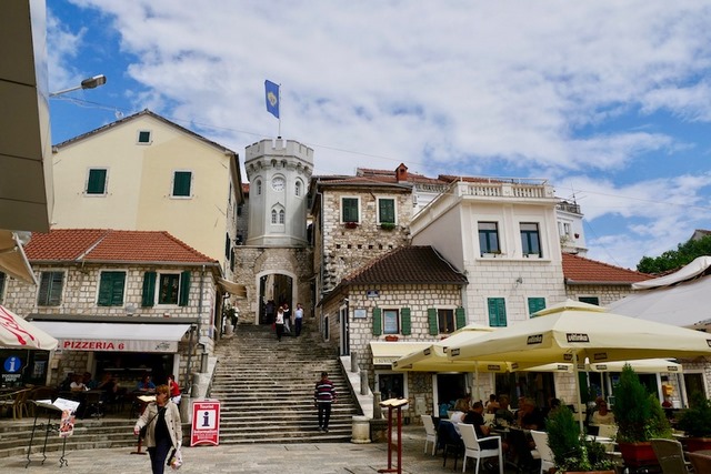 Херцег-Нови 111 Херцег-Нови 11