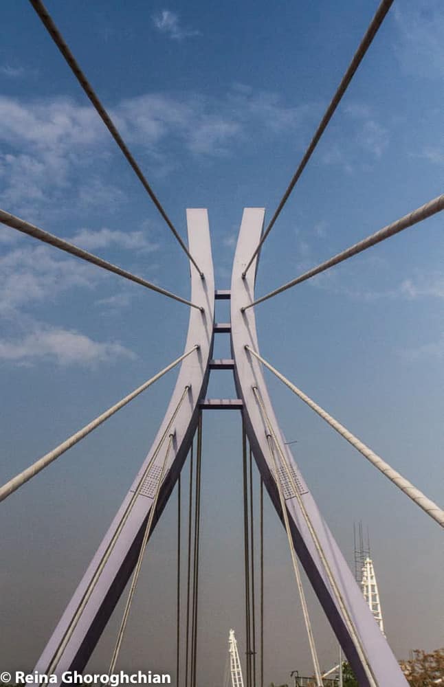 Табиатский мост. 1 Табиатский мост.