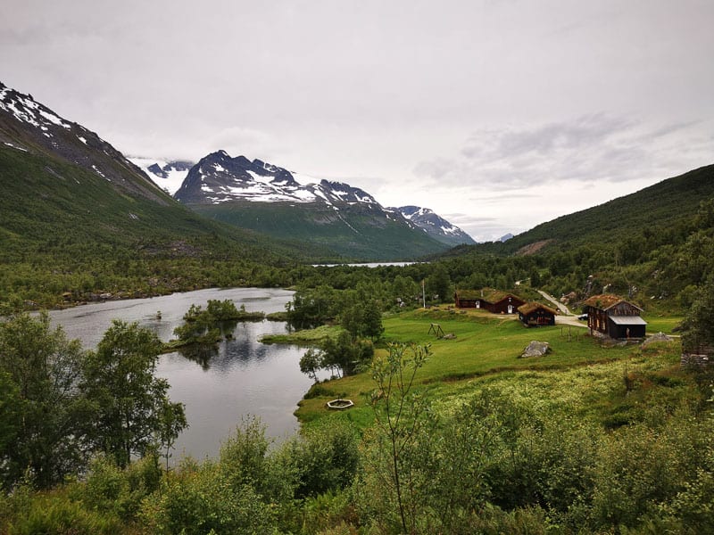 одно из рыболовных озер в Иннердалене, примерно в 500 метрах от Ренндёльсетры, одно из рыболовных озер в Иннердалене, примерно в 500 метрах от Ренндёльсетры, 1