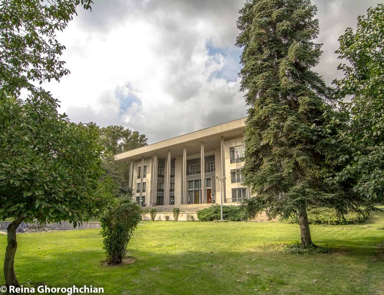 Дворец Нияваран в Тегеране 1 Дворец Нияваран в Тегеране