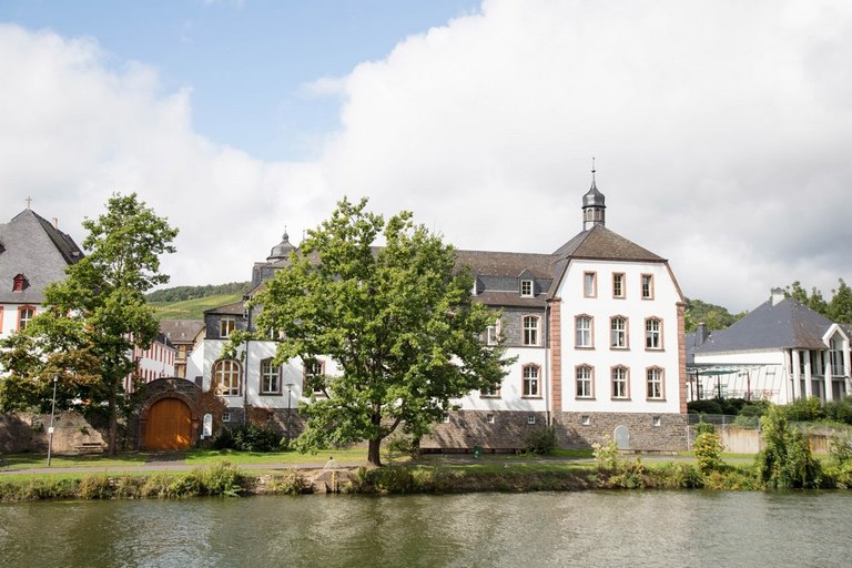 Где остановиться в Бернкастеле - Riverside Hotel 1 Где остановиться в Бернкастеле - Riverside Hotel