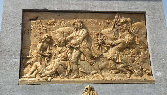 Двускатная статуя в Пондичерри 11 Двускатная статуя в Пондичерри