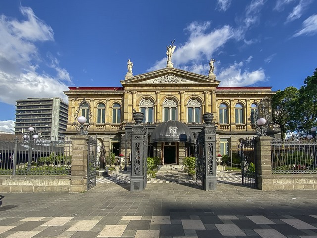 Посетите Национальный театр Коста-Рики в Сан-Хосе 1 Посетите Национальный театр Коста-Рики в Сан-Хосе