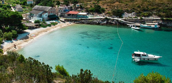 Порат Бич, Бисево 1111 Порат Бич, Бисево