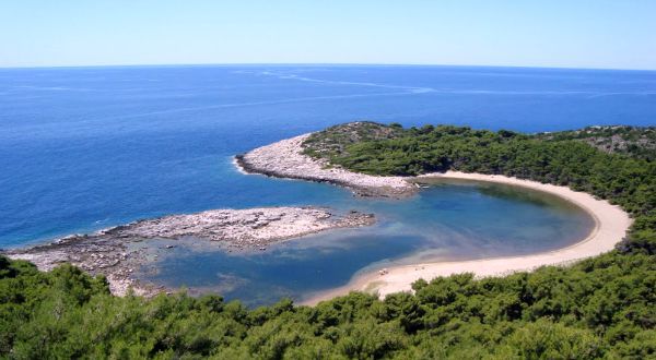 Пляж Саплунара, Млет 111 Пляж Саплунара, Млет