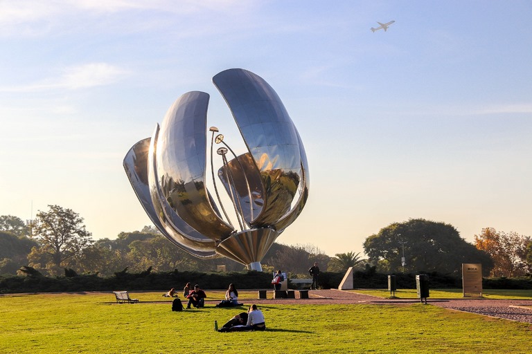 Floralis Genérica, Буэнос-Айрес 11 Floralis Genérica, Буэнос-Айрес.