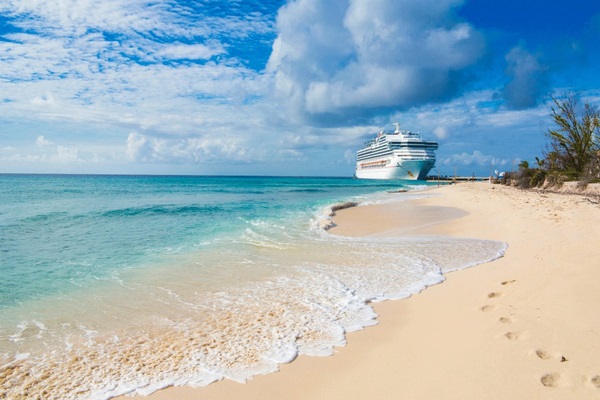 интересные факты о Багамах: круизный лайнер 1 интересные факты о Багамах: круизный лайнер