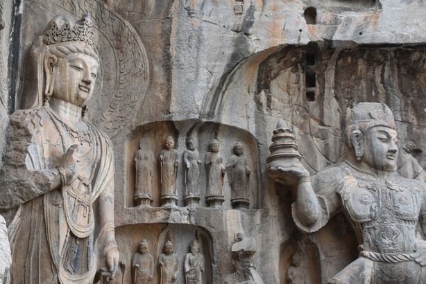 Гроты Лунмэнь - одна из главных достопримечательностей Лояна 11 Гроты Лунмэнь - одна из главных достопримечательностей Лояна