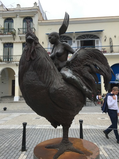 Plaza Vieja, Гавана, Куба. Путеводитель по Гаване: лучшие развлечения в Гаване, рестораны в Гаване, отели в Гаване, советы по Plaza Vieja, Гавана, Куба. Путеводитель по Гаване: лучшие развлечения в Гаване, рестораны в Гаване, отели в Гаване, советы по Гаване и многое другое.