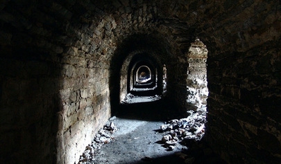 Старые темные бастионные туннели в Таллинне, Эстония 11 Старые темные бастионные туннели в Таллинне, Эстония