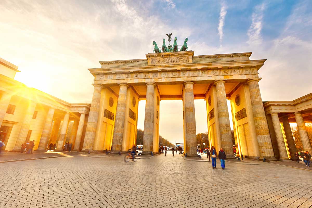 Бранденбургские ворота в свете осеннего солнца, Берлин