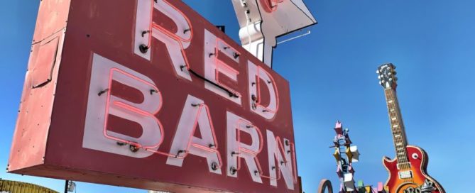 Неоновый музей